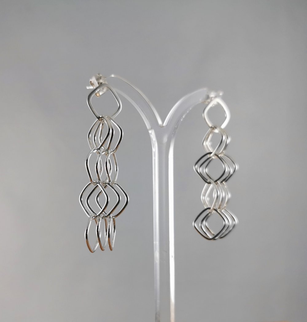 1. Silver Interlinking Square Cell Stud EarringsIMG_20200117_105220 (3)